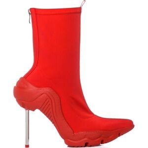 AKIRA AZALEA WANG WILBER BOOTIE WITH STRETCH NEOPRENE IN RED Size 8.58.5